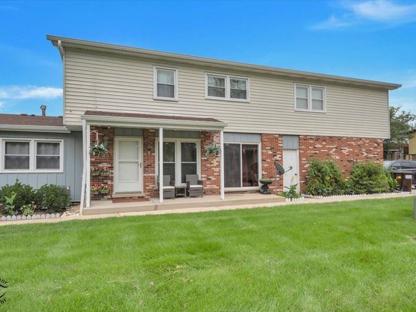 19519 116th Avenue , Unit B, Mokena, IL 60448