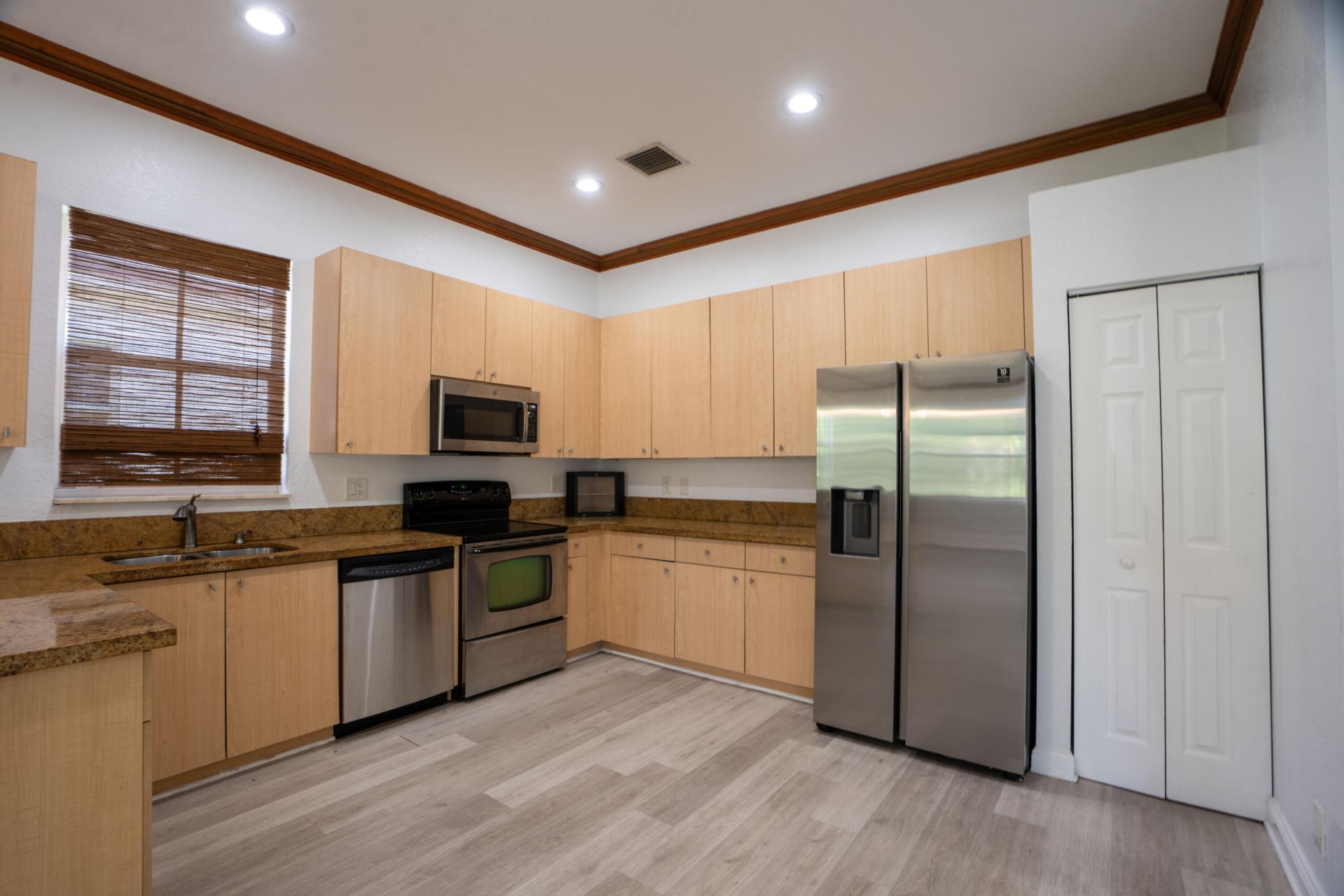 1002 Lavender Circle, Weston, FL 33327 Photo