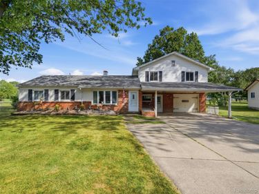 2542 Hearthside Drive, York Township, Mi 48198