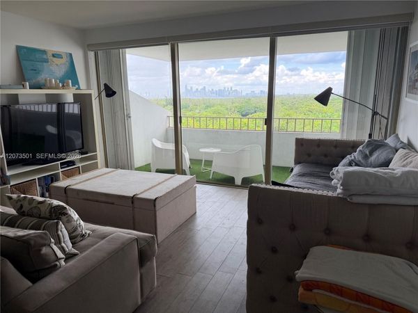 Unit 906, Key Biscayne, FL 33149