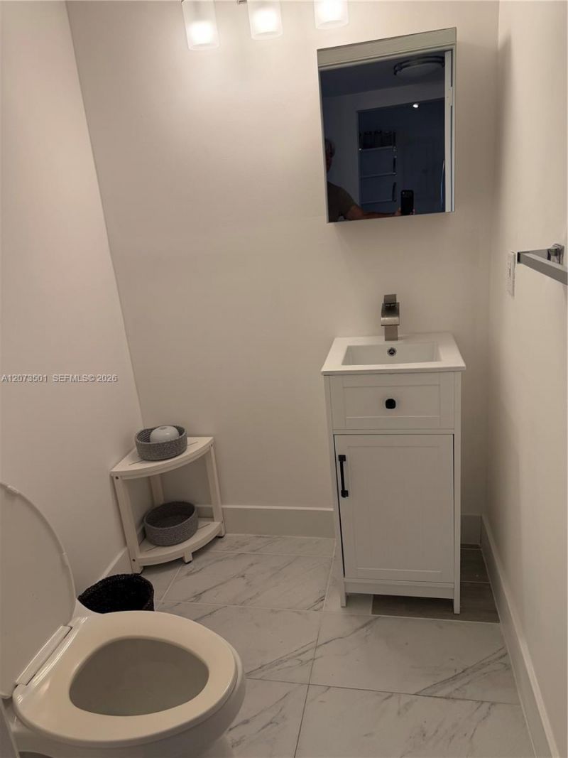 Please Call For Address, Unit 906, Key Biscayne, FL 33149 Photo