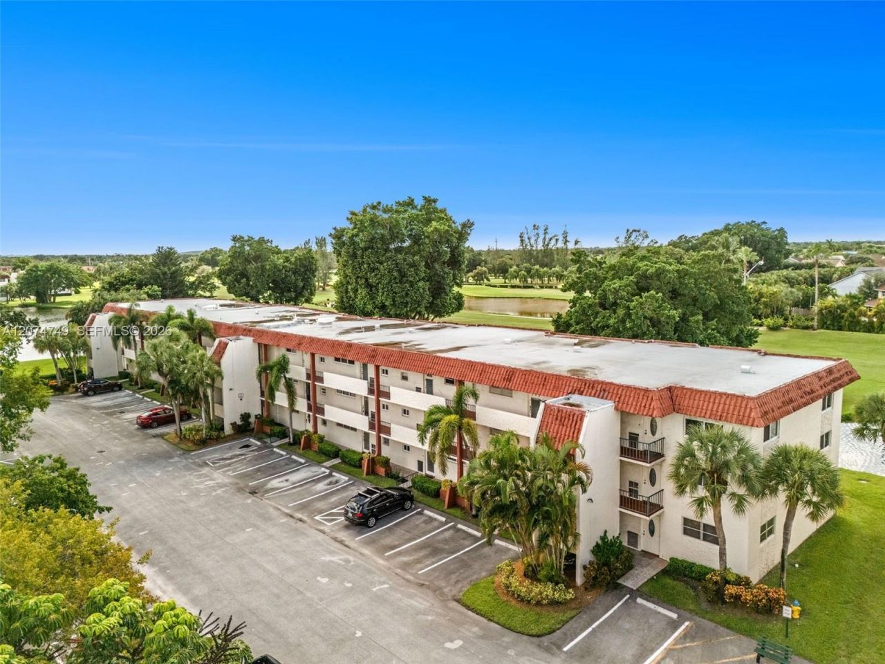 9811 N Hollybrook Lake Dr , Unit 103, Pembroke Pines, FL 33025 Photo