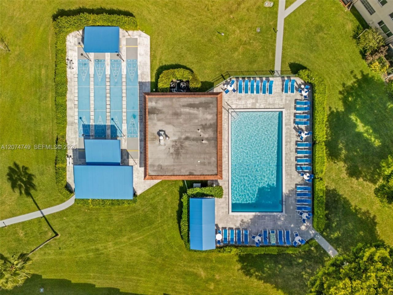 9811 N Hollybrook Lake Dr , Unit 103, Pembroke Pines, FL 33025 Photo
