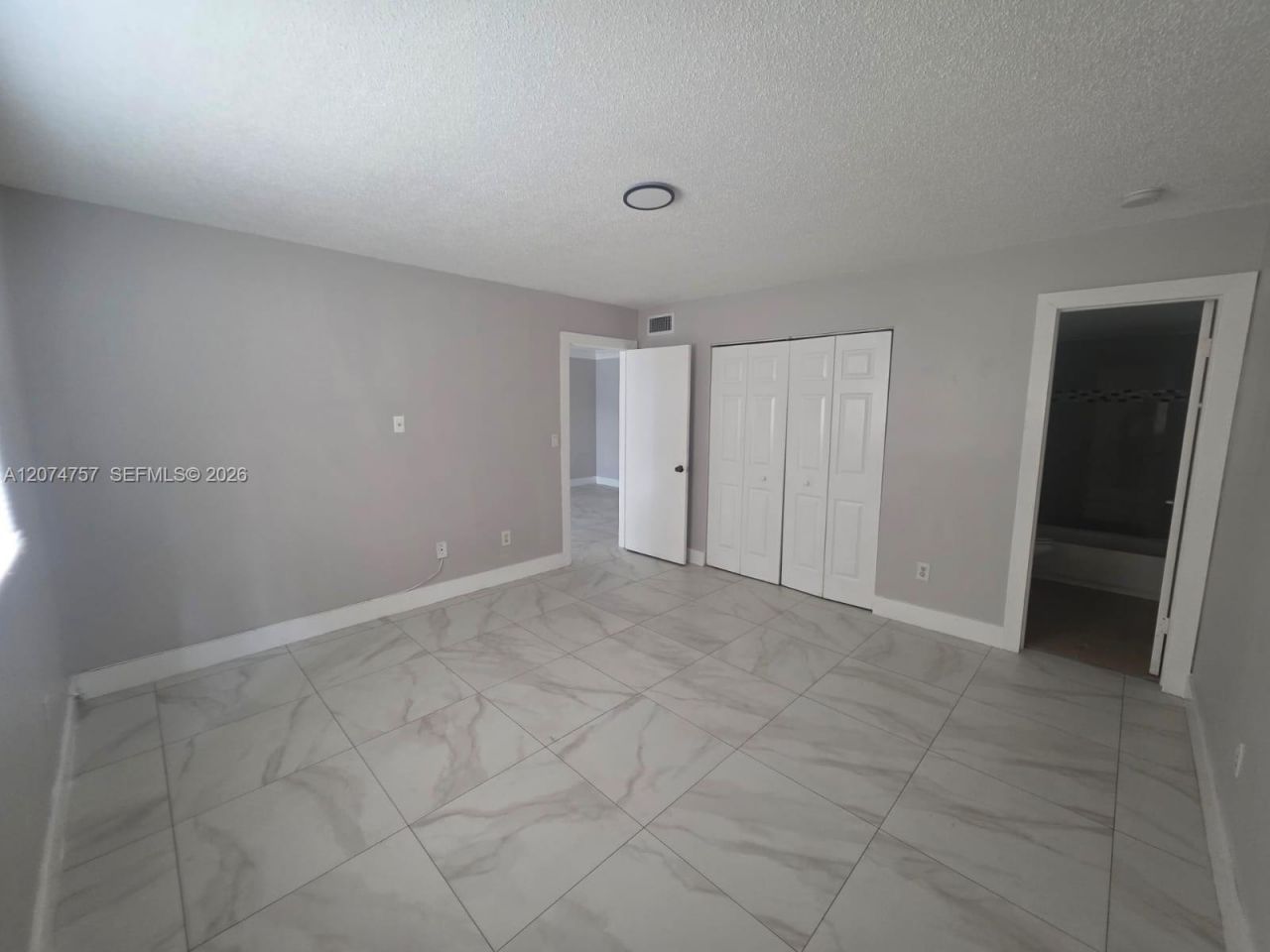 4121 Stirling Rd, Unit 207, Dania Beach, FL 33314 Photo