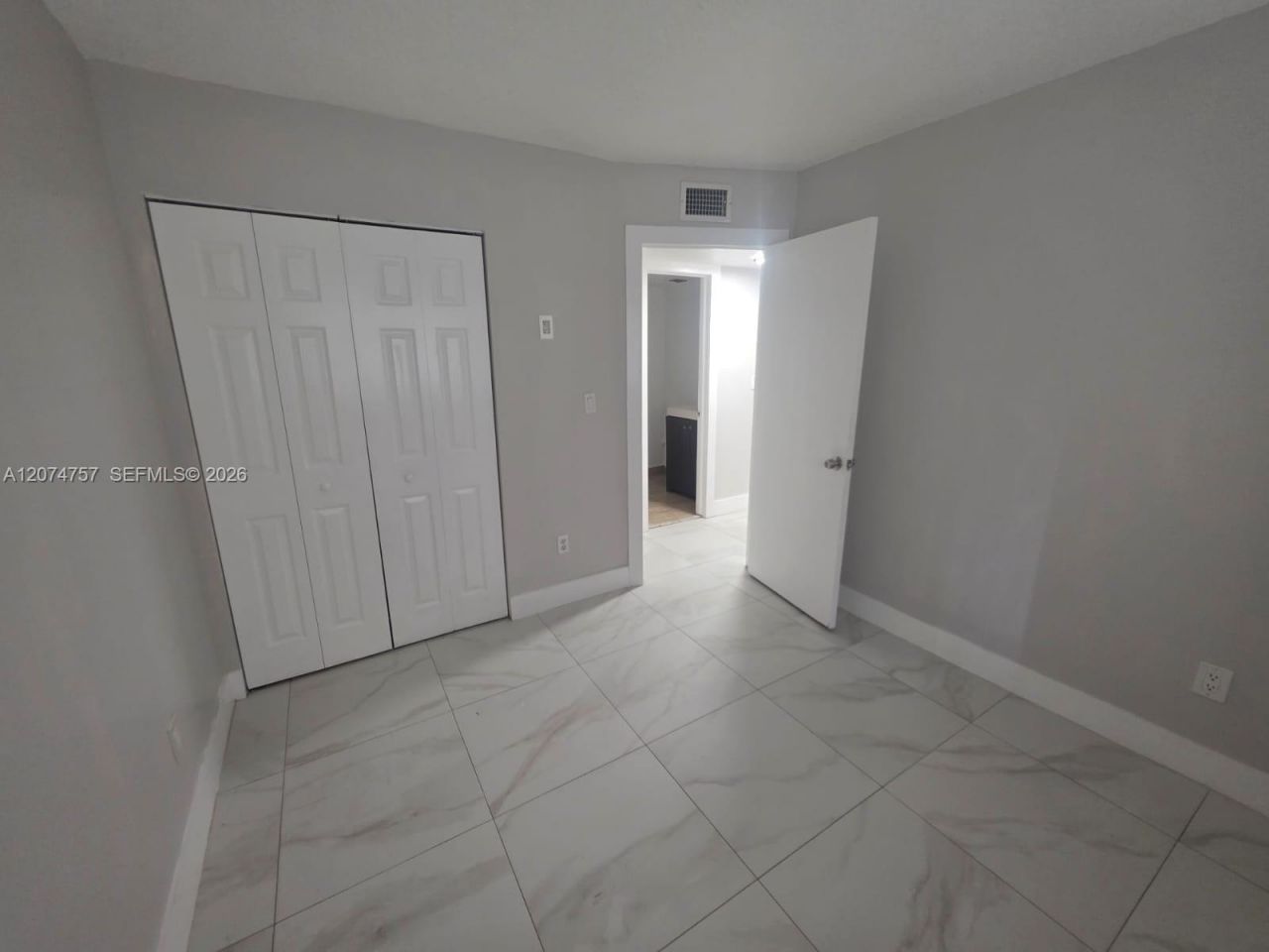 4121 Stirling Rd, Unit 207, Dania Beach, FL 33314 Photo
