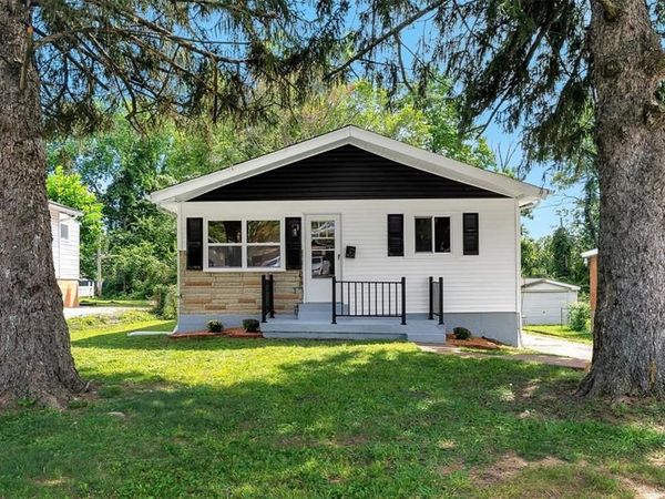 7530 Trenton Avenue, University City, MO 63130