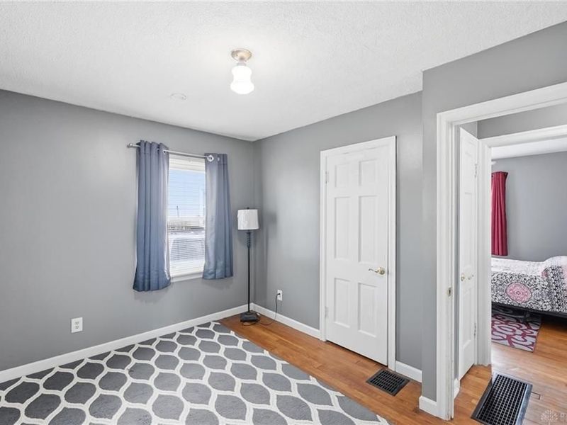 1027 N Burnett Road, Springfield, OH 45503 Photo 13