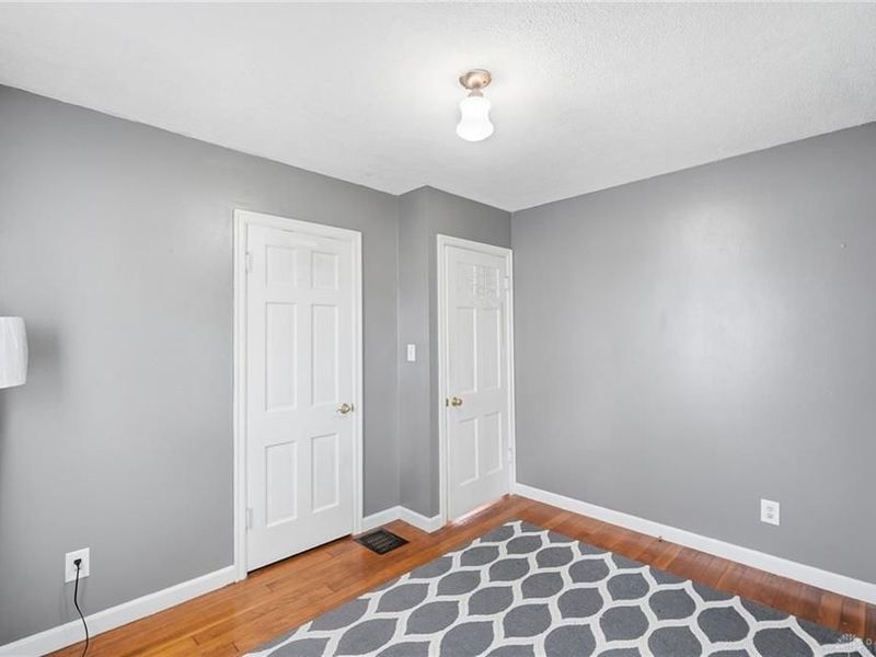 1027 N Burnett Road, Springfield, OH 45503 Photo 15