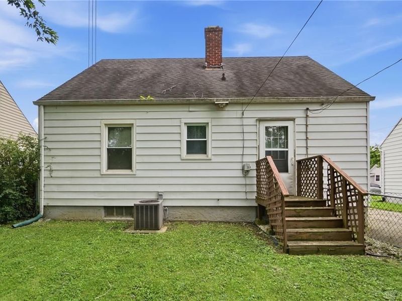 1027 N Burnett Road, Springfield, OH 45503 Photo 24