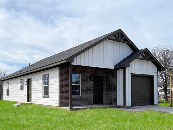 504 SW 15th Street, Mineral Wells, TX 76067