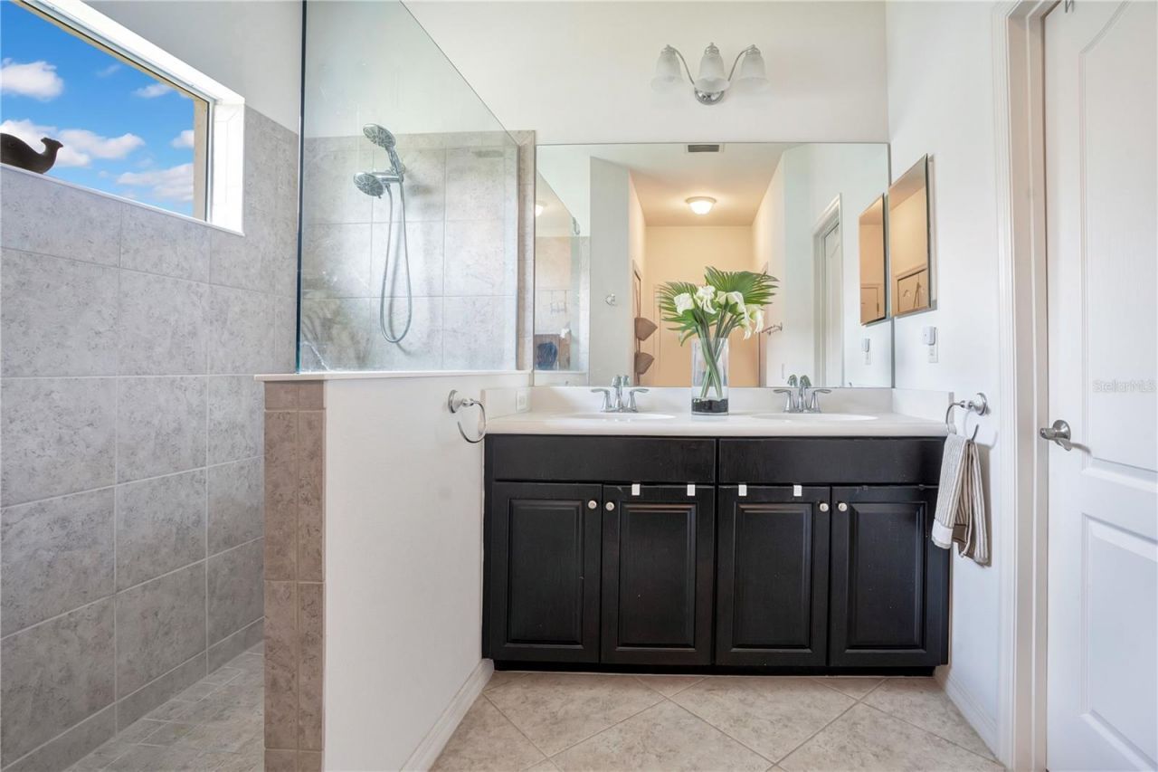 12225 Whisper Lake Drive , Bradenton, FL 34211 Photo