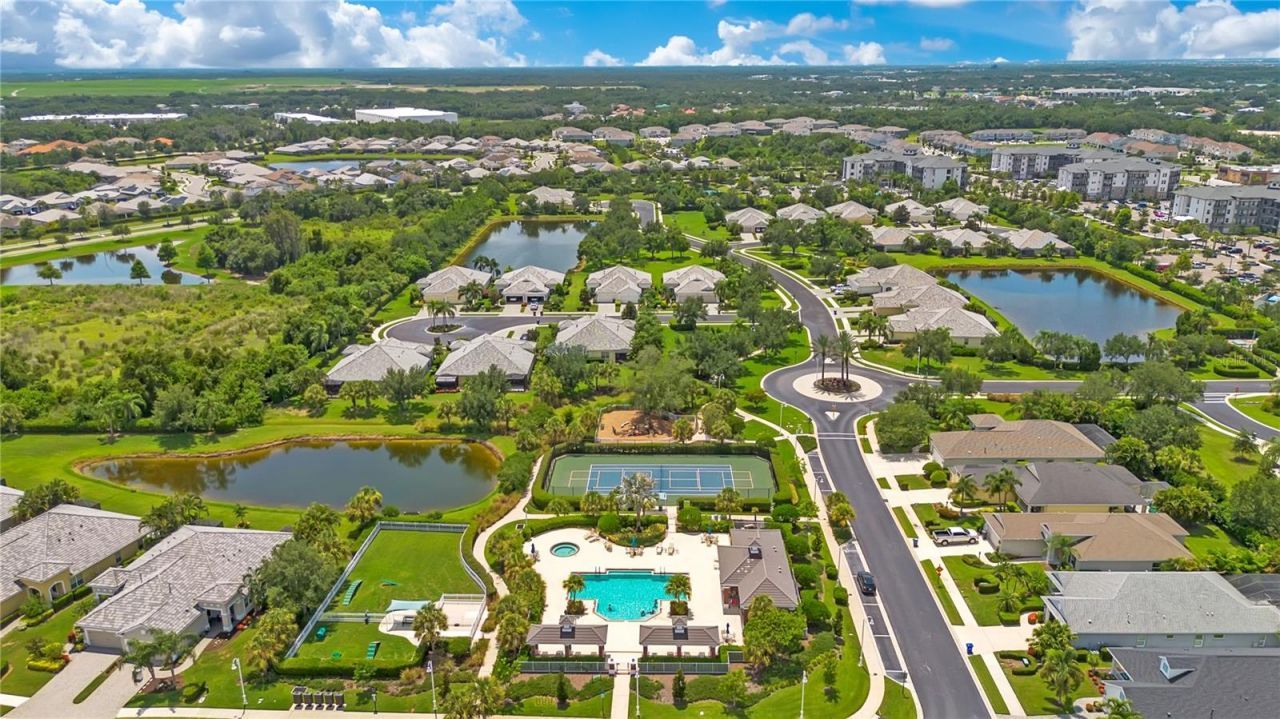 12225 Whisper Lake Drive , Bradenton, FL 34211 Photo