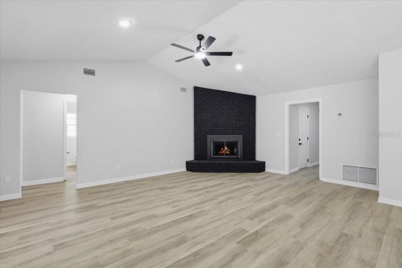 2 Elder Place , Palm Coast, FL 32164 Photo