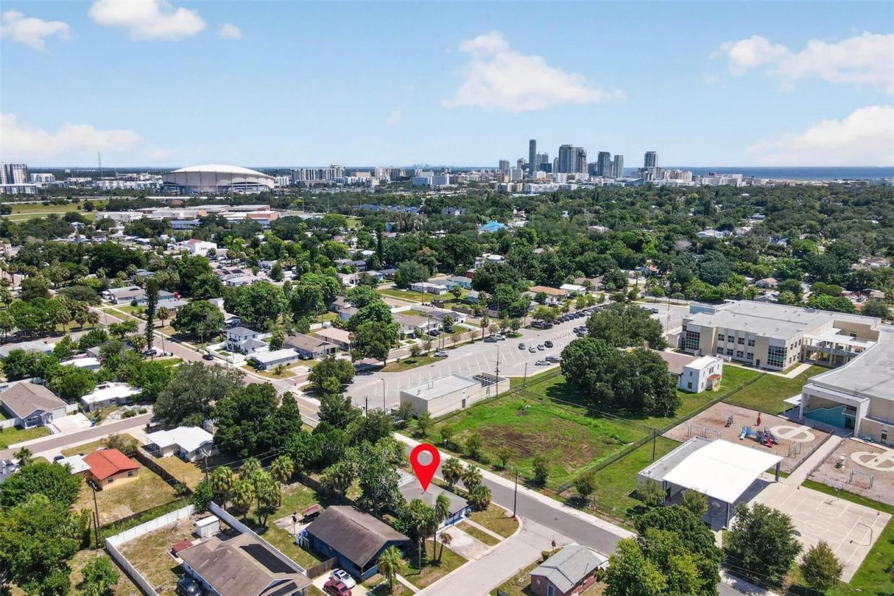 1901 Melrose Avenue S, Saint Petersburg, FL 33712 Photo