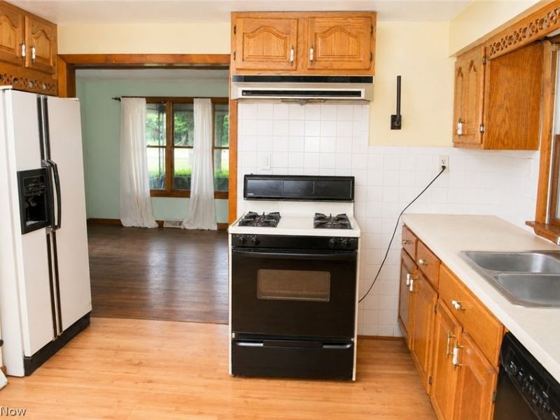 6517 Lear Nagle Road, North Ridgeville, OH 44039 Photo 10