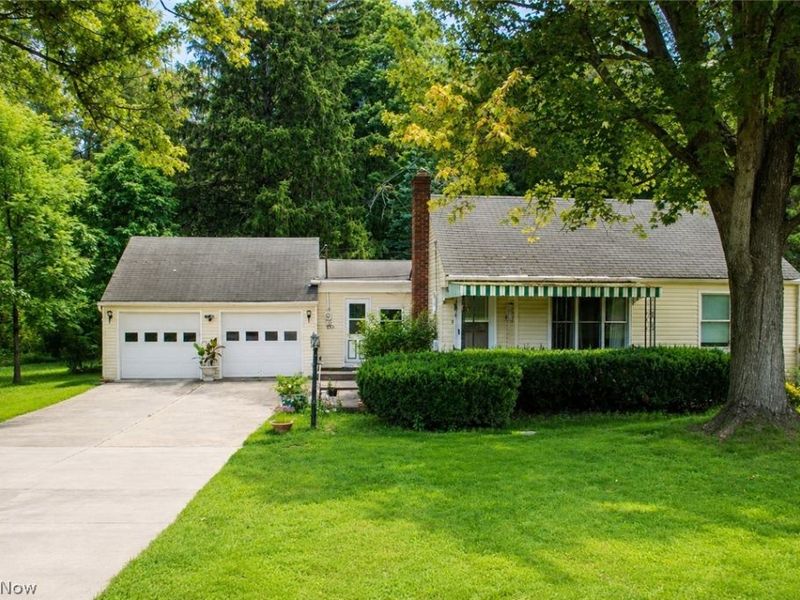 6517 Lear Nagle Road, North Ridgeville, OH 44039 Photo 2