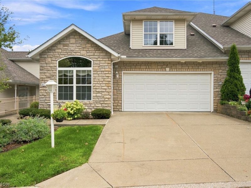 6797 Rolling Meadow Drive , Cleveland, OH 44134 Photo 1