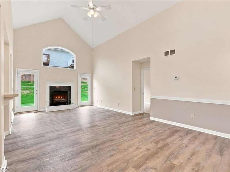 6797 Rolling Meadow Drive , Cleveland, OH 44134 Photo 9
