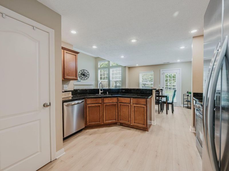 5033 Calais Drive , Columbus, OH 43221 Photo 14