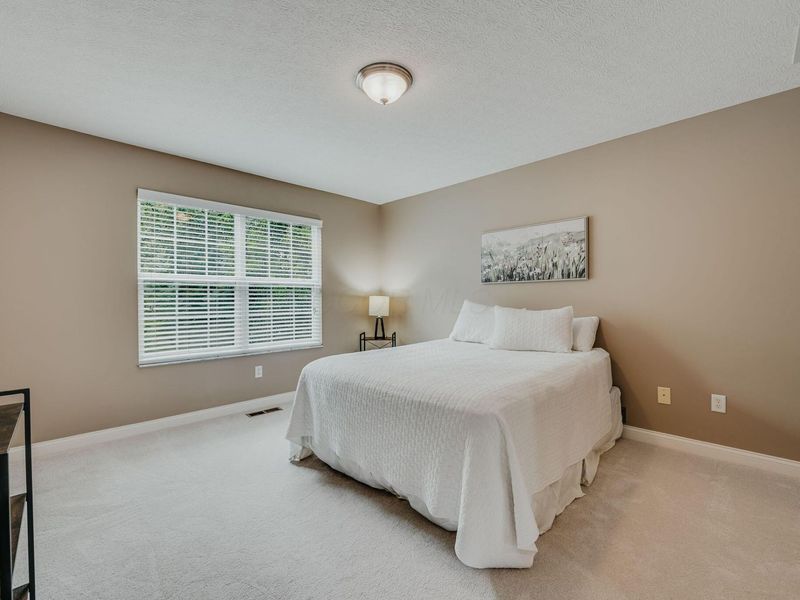 5033 Calais Drive , Columbus, OH 43221 Photo 28