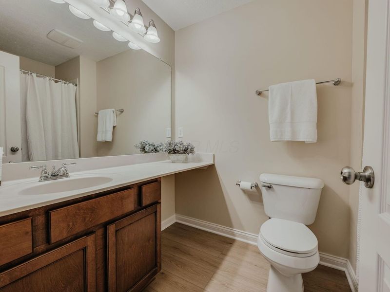 5033 Calais Drive , Columbus, OH 43221 Photo 33