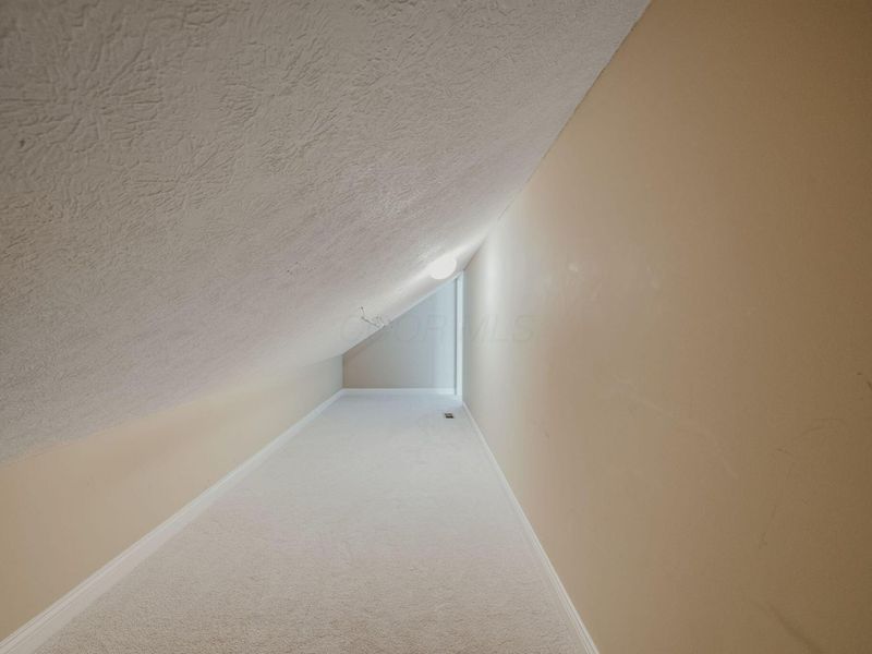 5033 Calais Drive , Columbus, OH 43221 Photo 36
