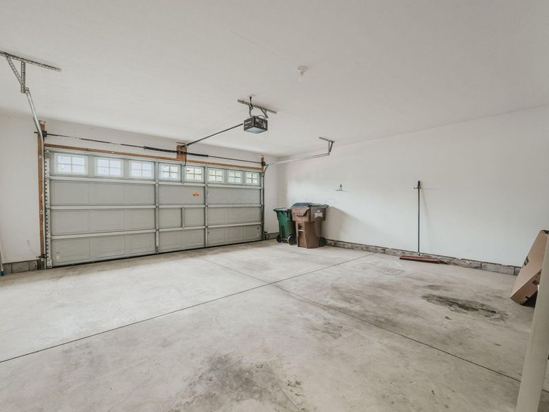 5033 Calais Drive , Columbus, OH 43221 Photo 37
