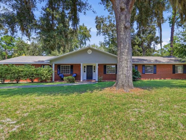 525 SW CHAPEL HILL STREET, Lake City, FL 32025