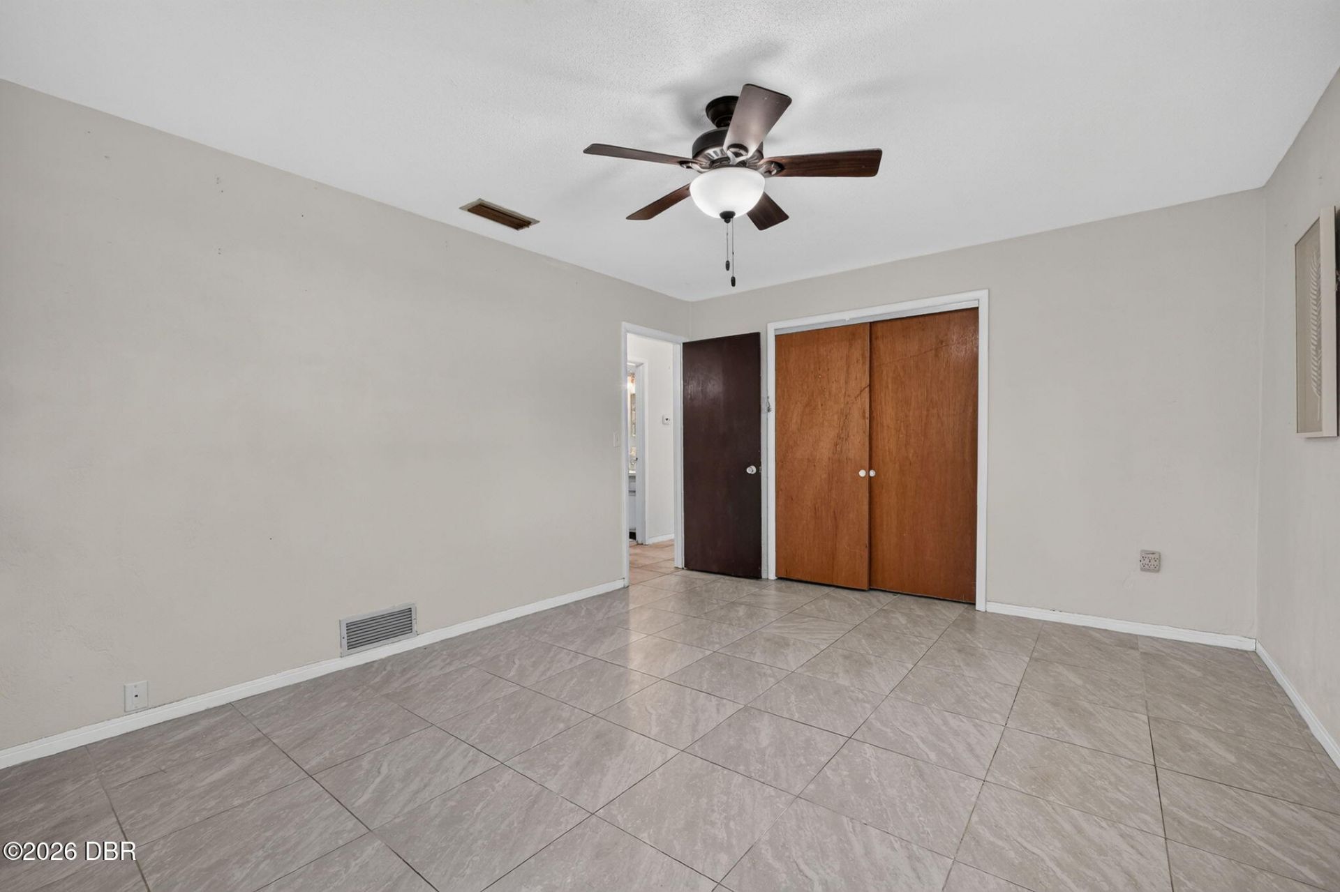 301 N 5th Street, Flagler Beach, FL 32136 Photo