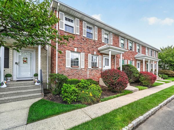 600 Mohawk Court , Suffern, NY 10901