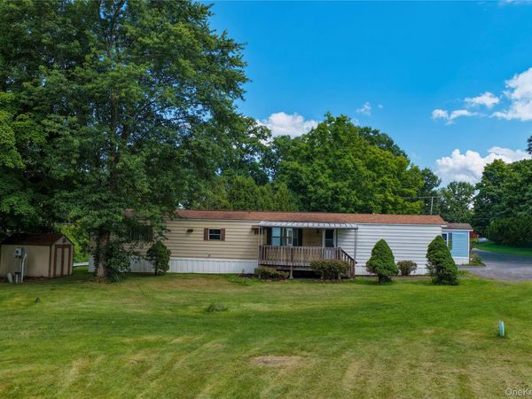 3 Kelloggs Court , Catskill, NY 12451