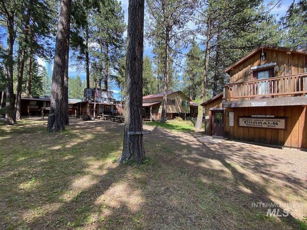 813 Camas St, Winchester, ID 83555