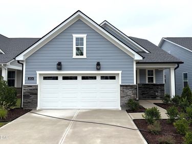 2024 Abbeyhill Drive, Unit 102, Raleigh, NC 27610