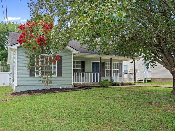 305 Cedar Park Cir , La Vergne, TN 37086