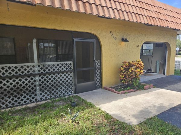 7910 NW 70th Court, Tamarac, FL 33321