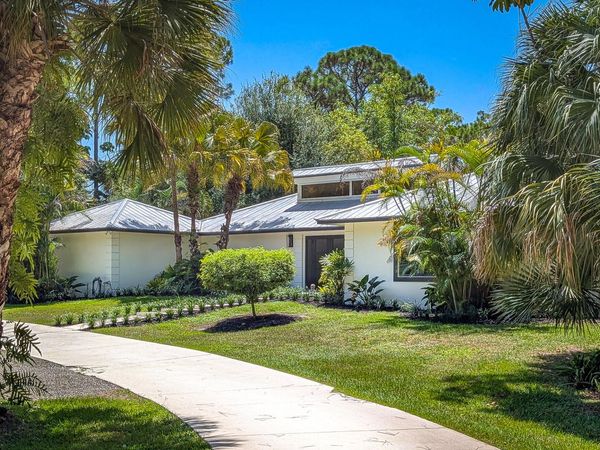 8166 150th Court N, Palm Beach Gardens, FL 33418
