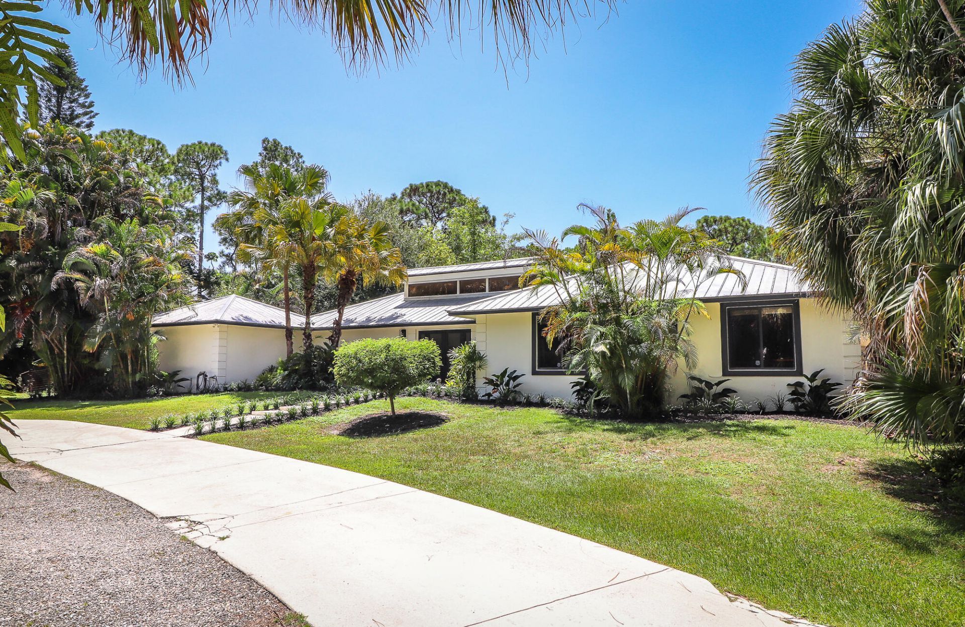 8166 150th Court N, Palm Beach Gardens, FL 33418 Photo