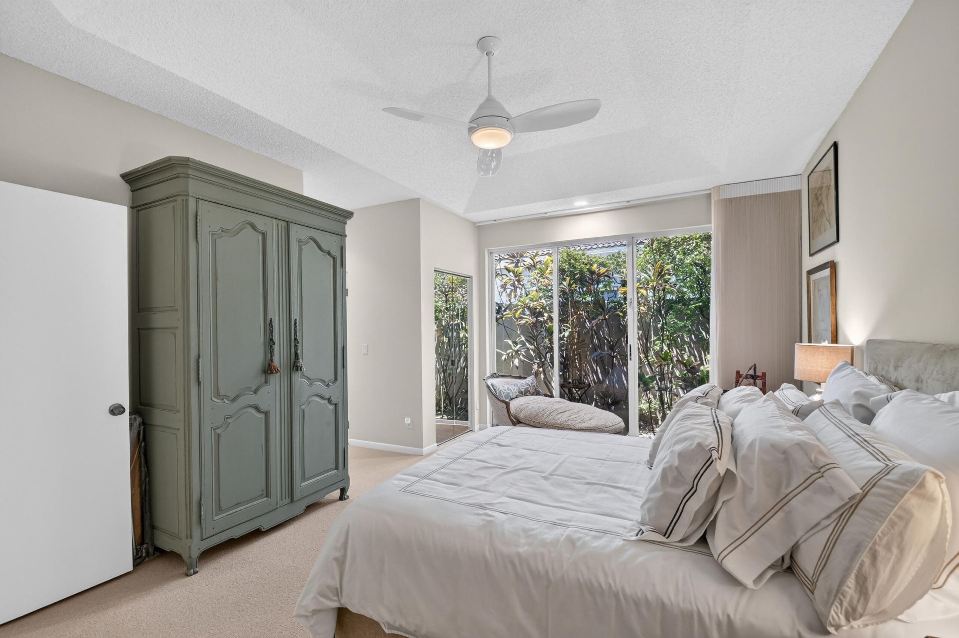 4758 Carlton Golf Drive, Lake Worth, FL 33449 Photo