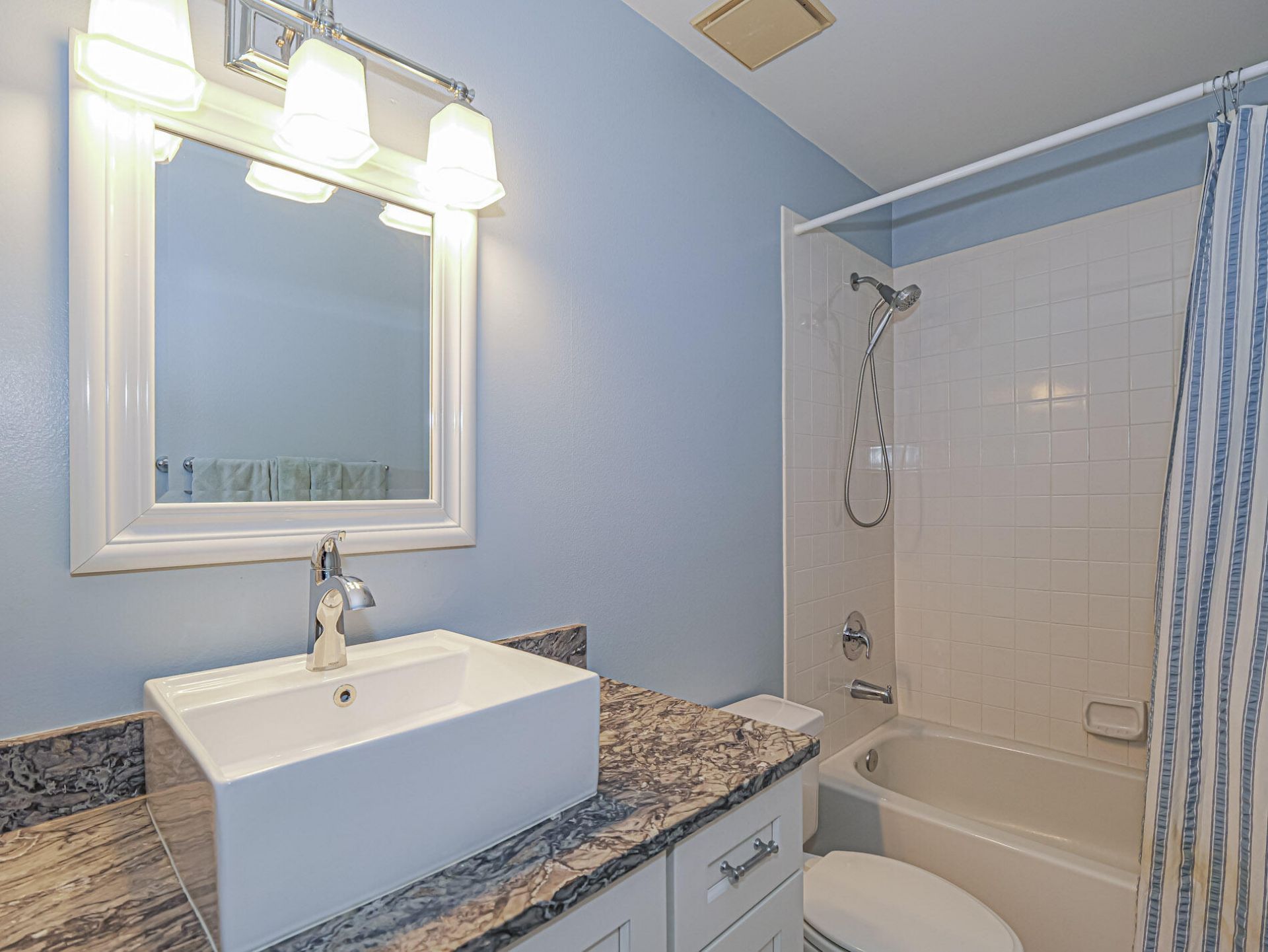 219 E Park Shores Circle, Unit 219B, Indian River Shores, FL 32963 Photo