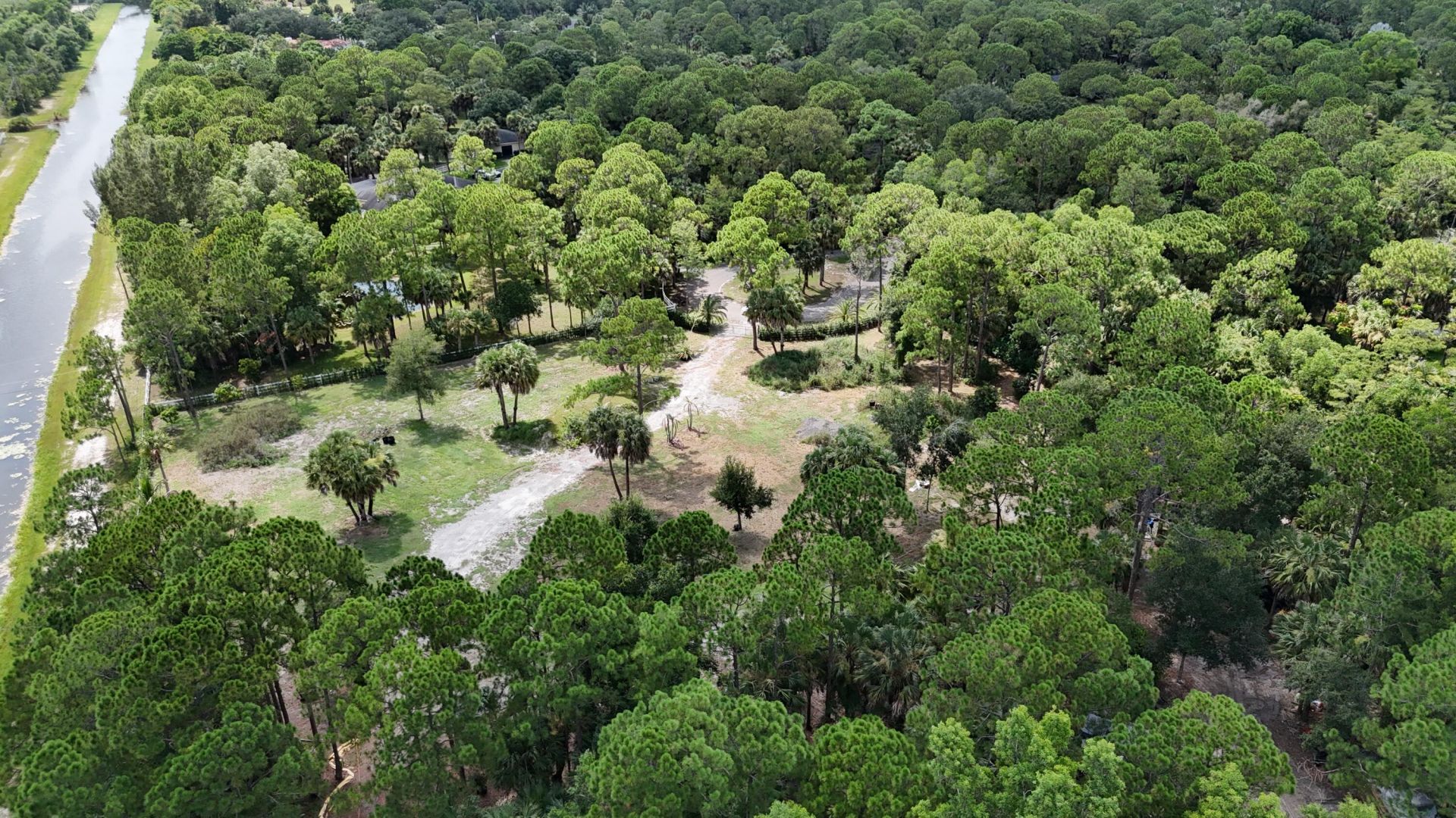 1030 Stallion Drive W, The Acreage, FL 33470 Photo