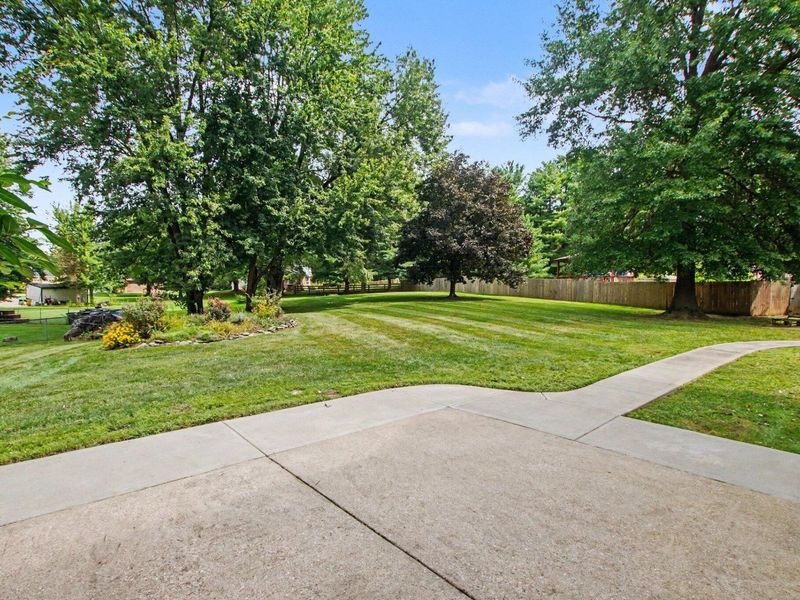 1216 Darvyville Drive, Florence, KY 41042 Photo 27