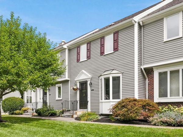 4902 Heatherwood Ln, Unit 4902, Peabody, MA 01960
