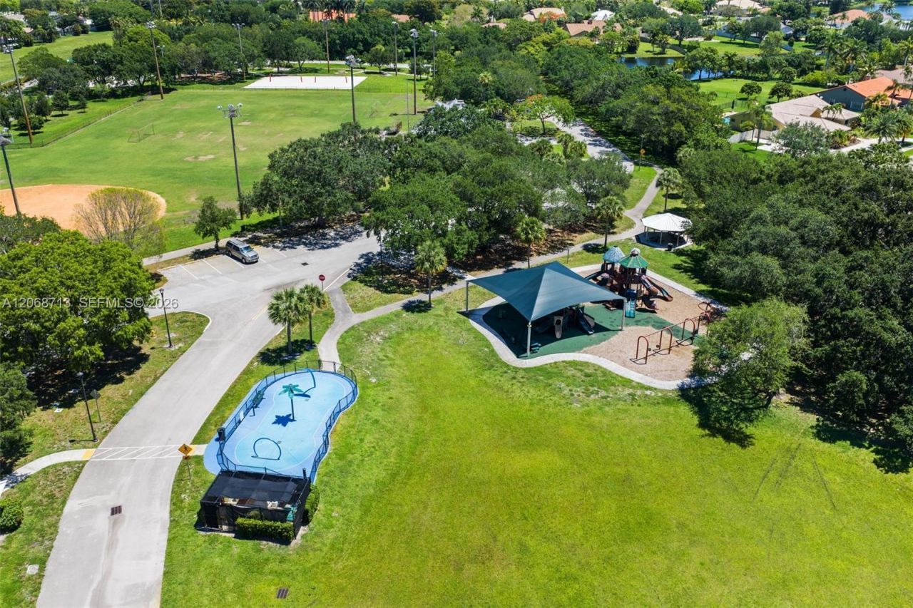 14060 Richwood Pl , Davie, FL 33325 Photo