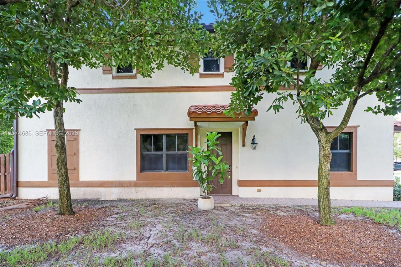 12365 S Village Cir , Davie, FL 33325 Photo