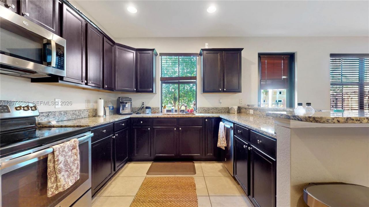 12365 S Village Cir , Davie, FL 33325 Photo