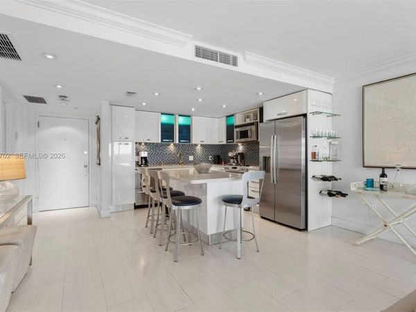 199 Ocean Lane Dr , Unit 902, Key Biscayne, FL 33149