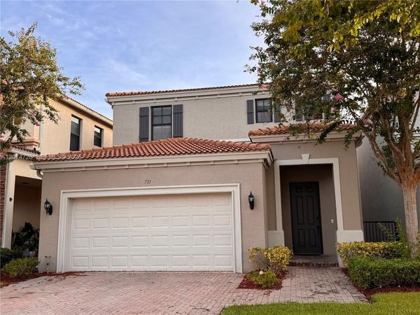 731 NE 193rd St , Unit 731, Miami, FL 33179