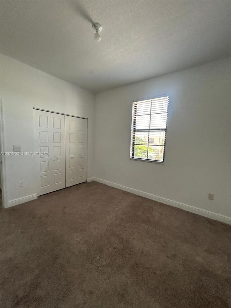 731 NE 193rd St , Unit 731, Miami, FL 33179 Photo