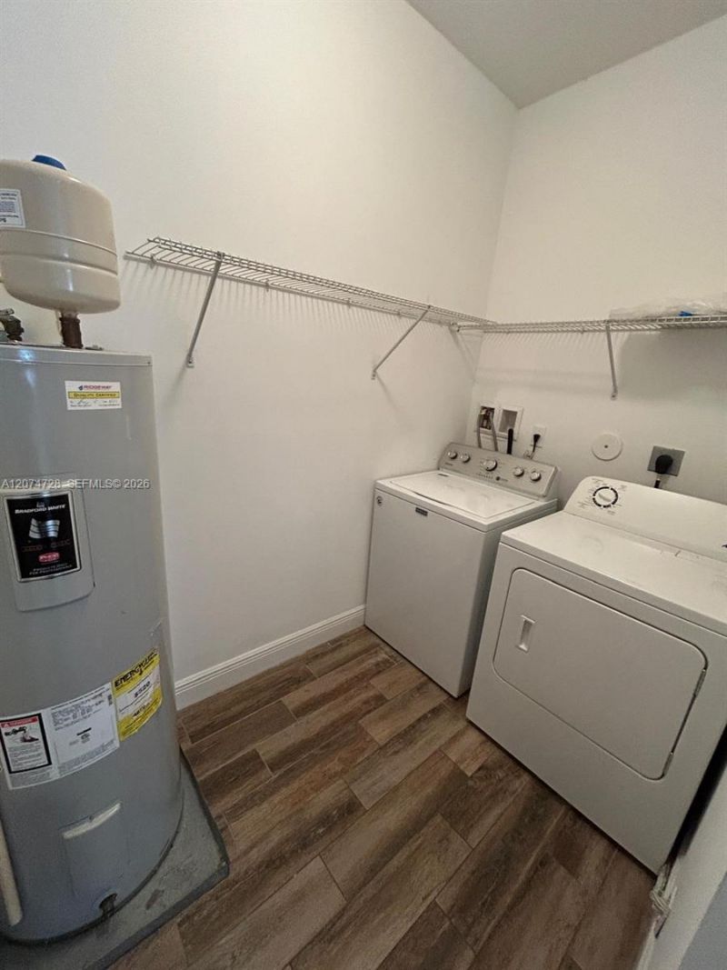 731 NE 193rd St , Unit 731, Miami, FL 33179 Photo