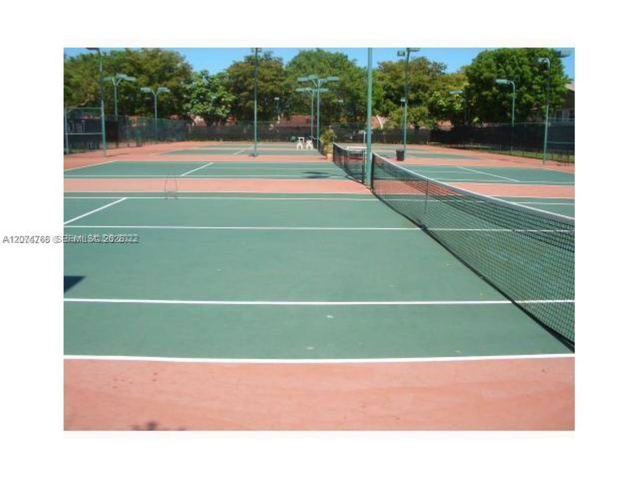 15600 SW 80th St , Unit L-102, Miami, FL 33193 Photo